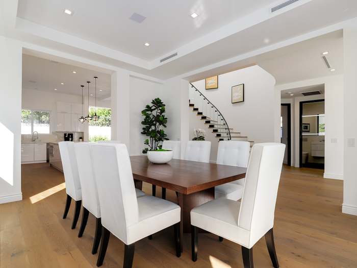 9A2BAB5A-0732-4811-AF6D-7B7DE47250FE